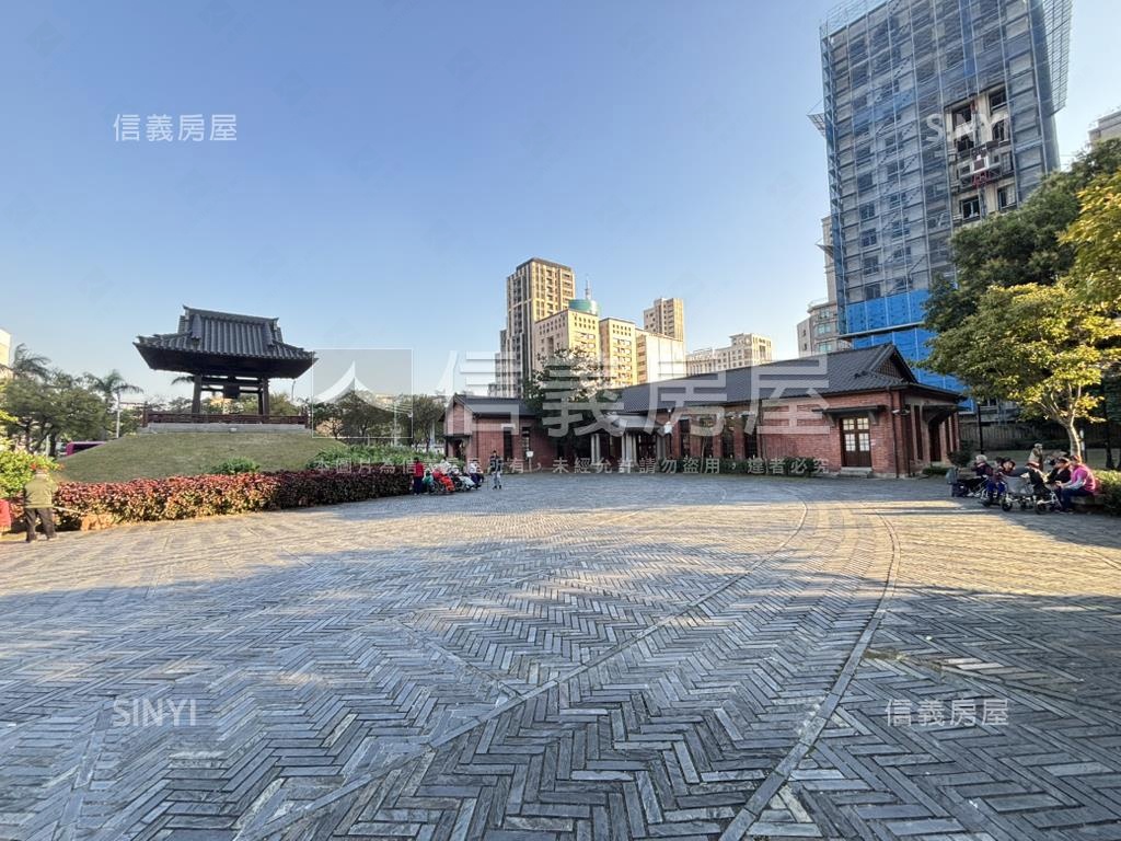 高樓稀有２房２衛房屋室內格局與周邊環境