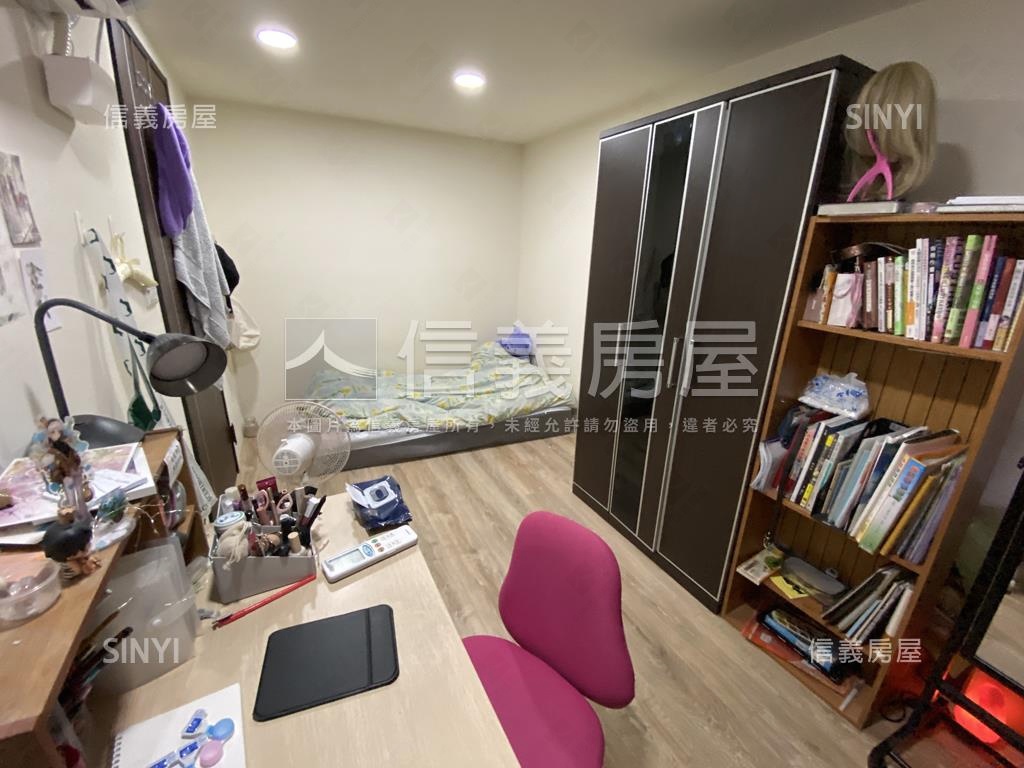 中山世紀１＋２美住店平車房屋室內格局與周邊環境