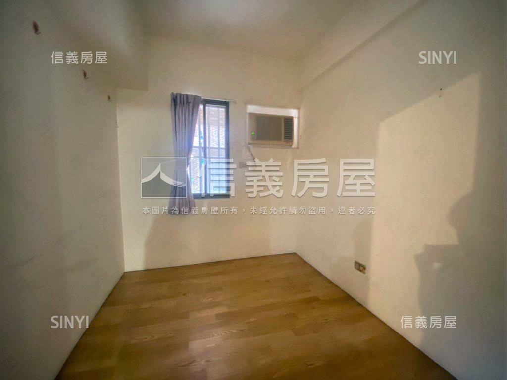 哈佛世家三房平車房屋室內格局與周邊環境
