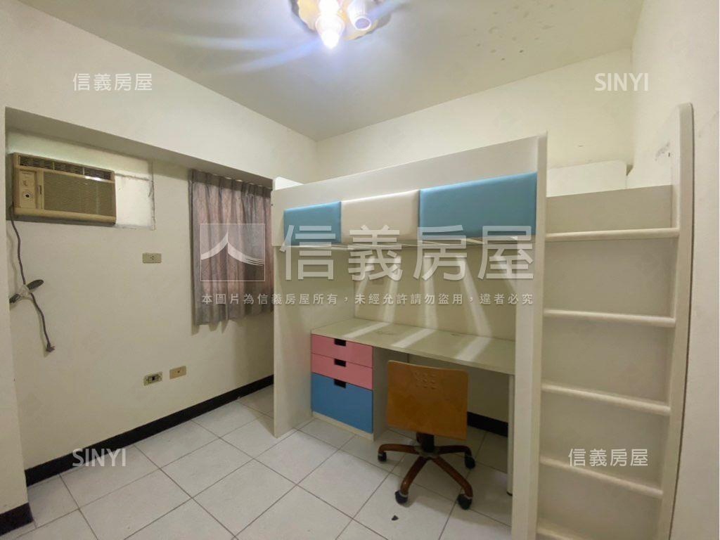 哈佛世家三房平車房屋室內格局與周邊環境