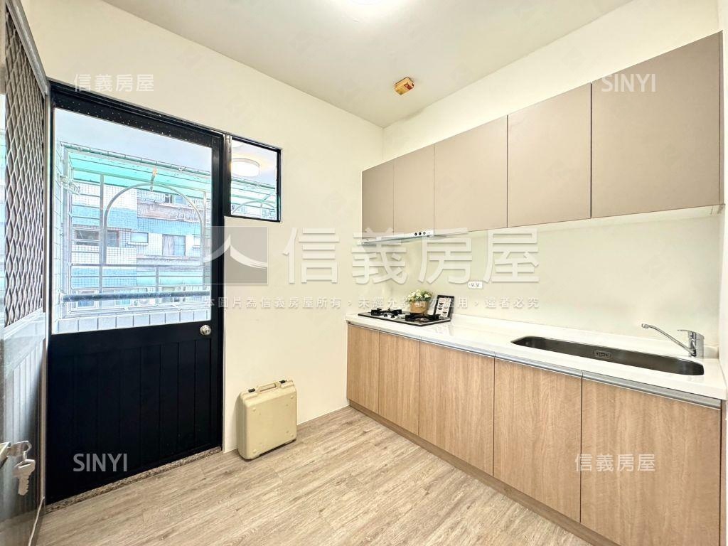 瀋陽路超美裝潢三房附車位房屋室內格局與周邊環境