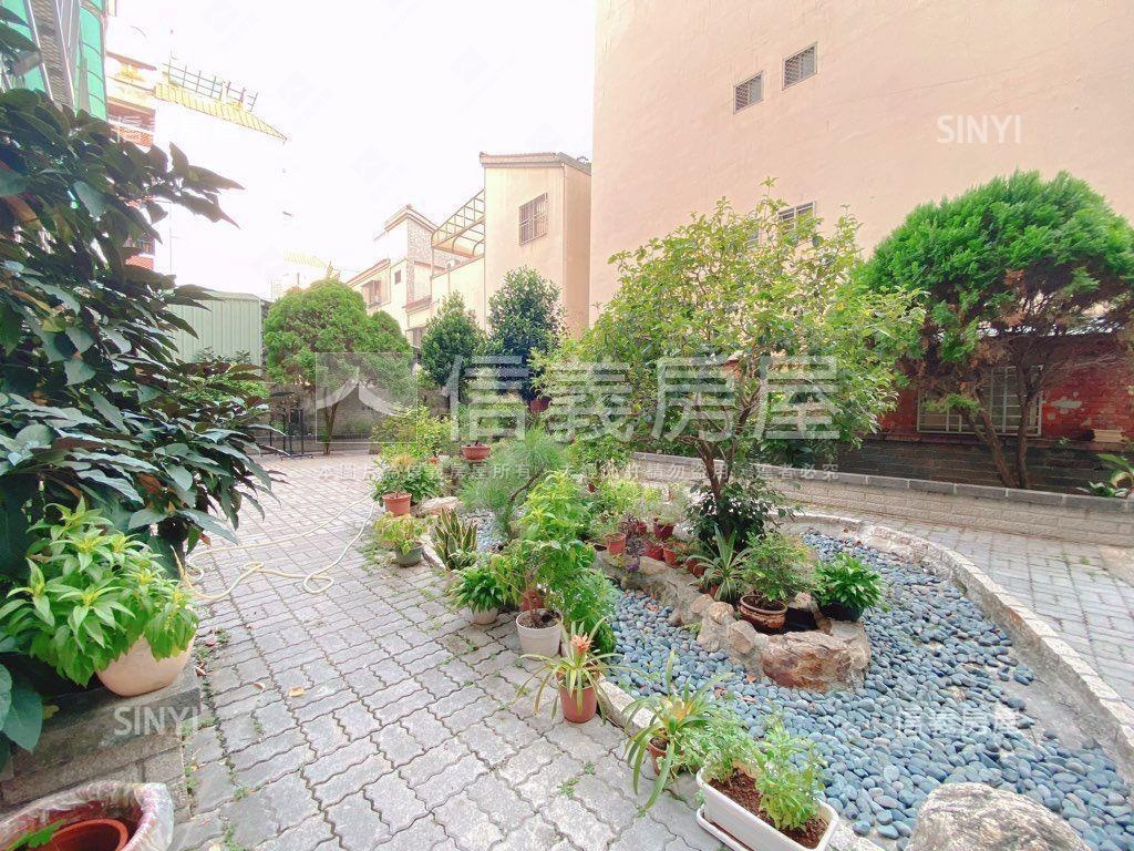 西屯高樓正一房附車位房屋室內格局與周邊環境