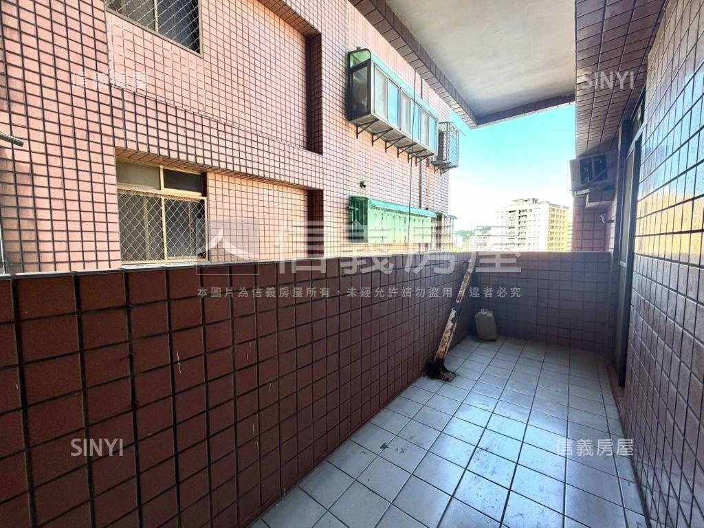 觀天下＿校園景觀三房房屋室內格局與周邊環境