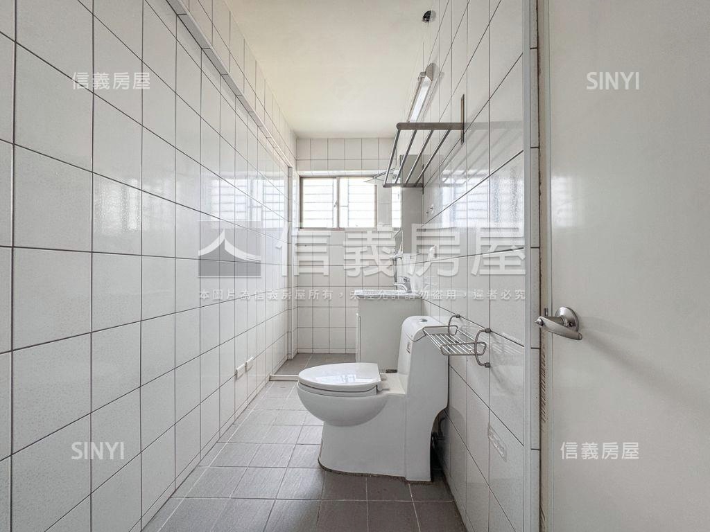 高鐵區前庭後院大透天房屋室內格局與周邊環境