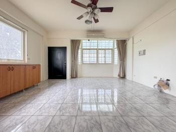 高鐵區前庭後院大透天