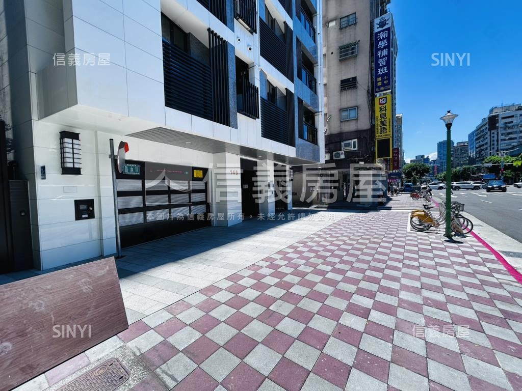 捷運採光邊間中山藝極房屋室內格局與周邊環境