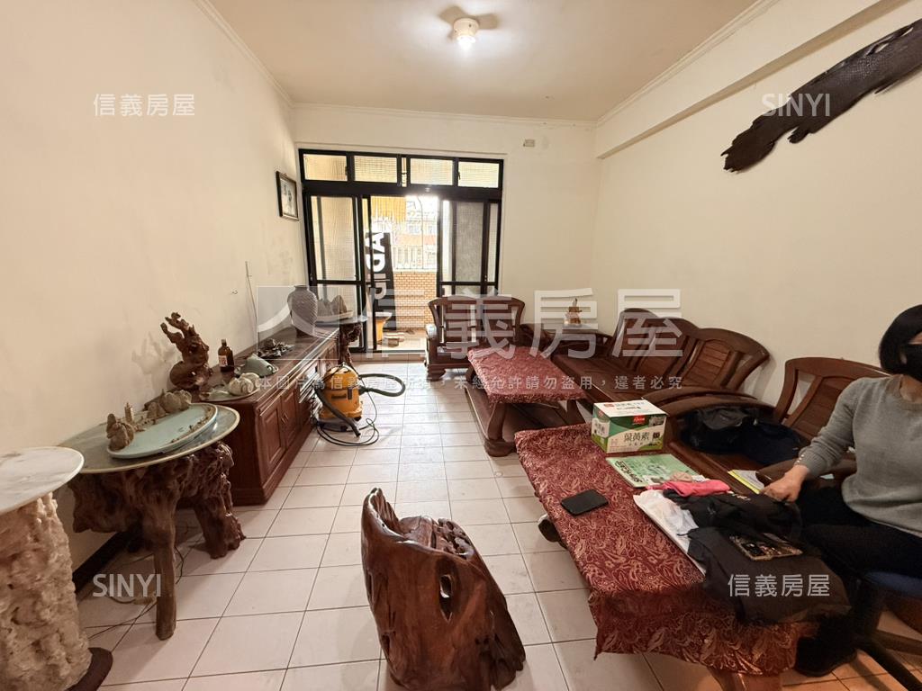 僑中一街邊間三房房屋室內格局與周邊環境
