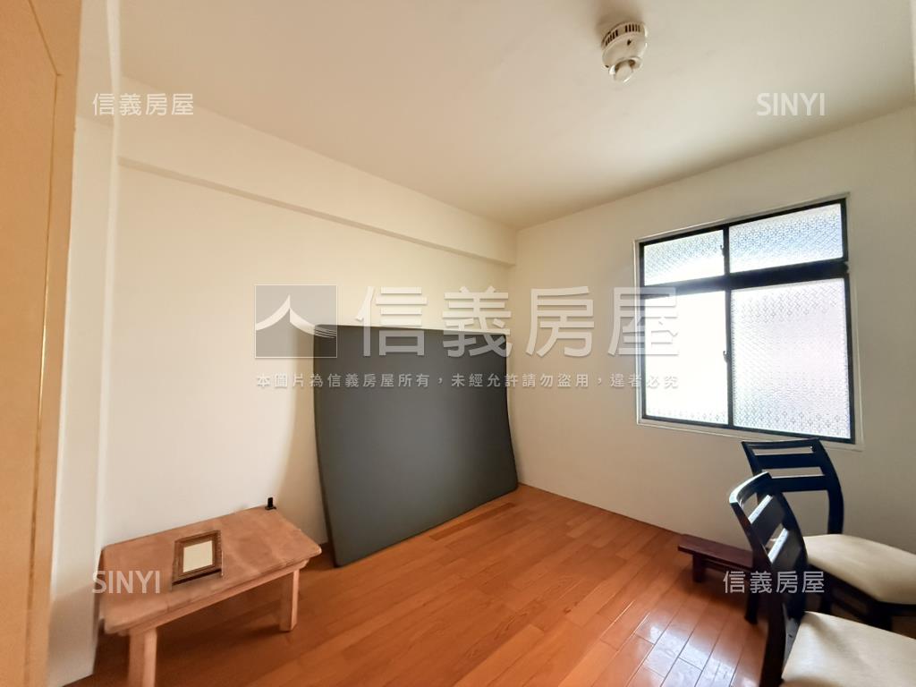 僑中一街邊間三房房屋室內格局與周邊環境