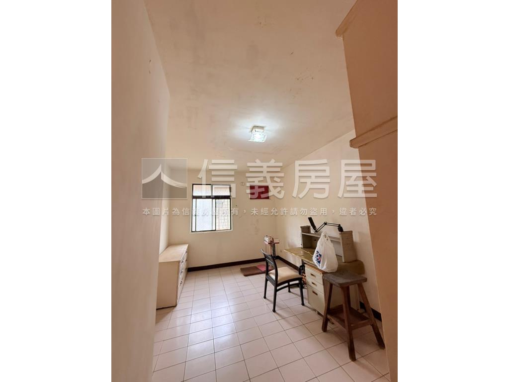 僑中一街邊間三房房屋室內格局與周邊環境