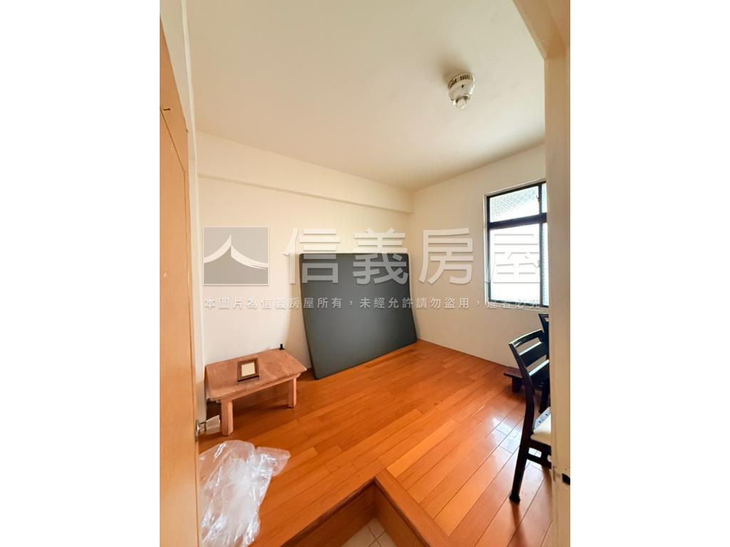 僑中一街邊間三房房屋室內格局與周邊環境