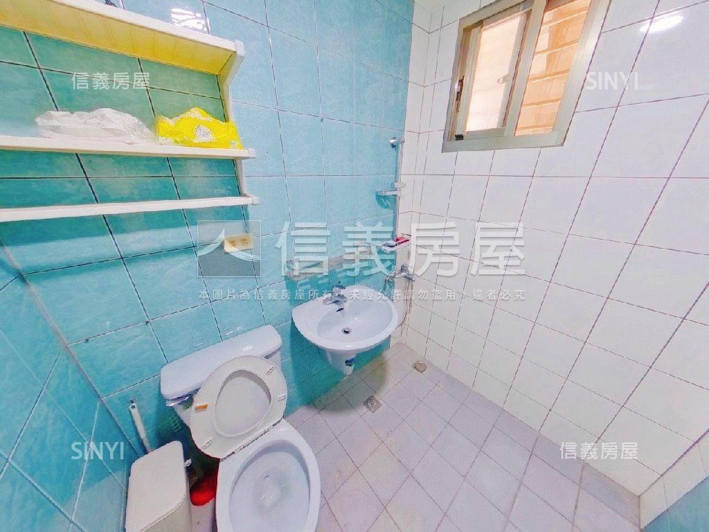 巷寬大方便停車１樓房屋室內格局與周邊環境