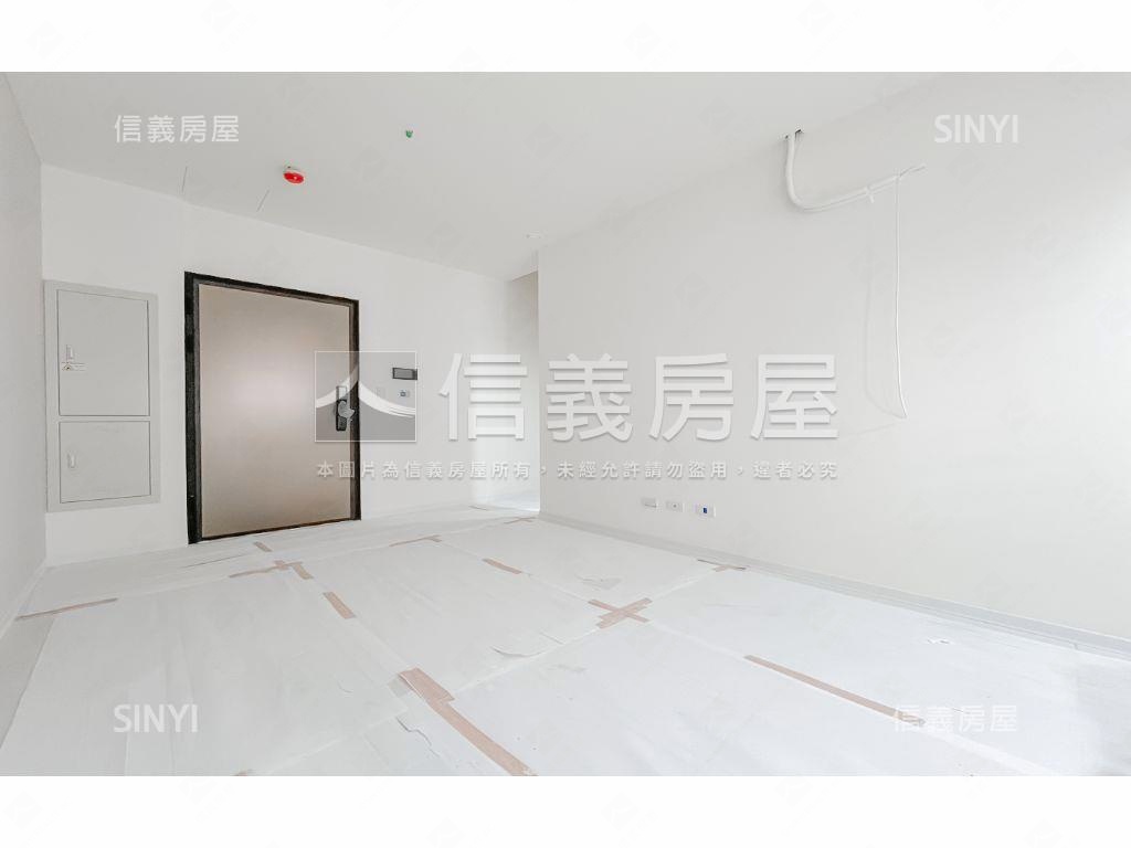 市政１號院★高樓兩房車位房屋室內格局與周邊環境
