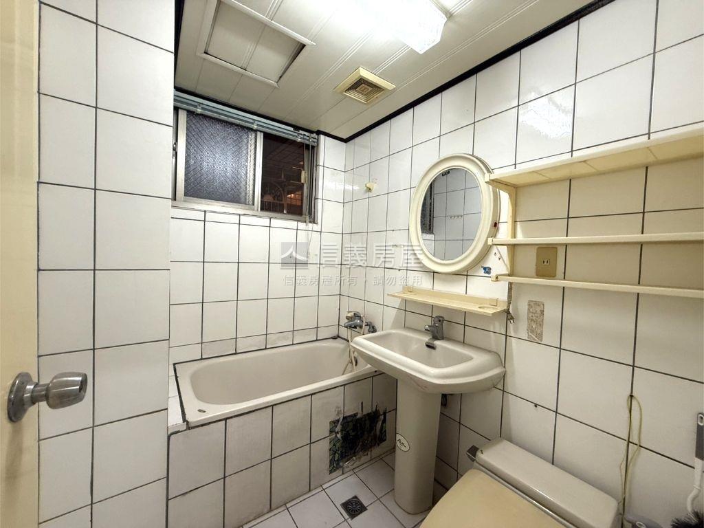 豐原屋況佳美三房房屋室內格局與周邊環境