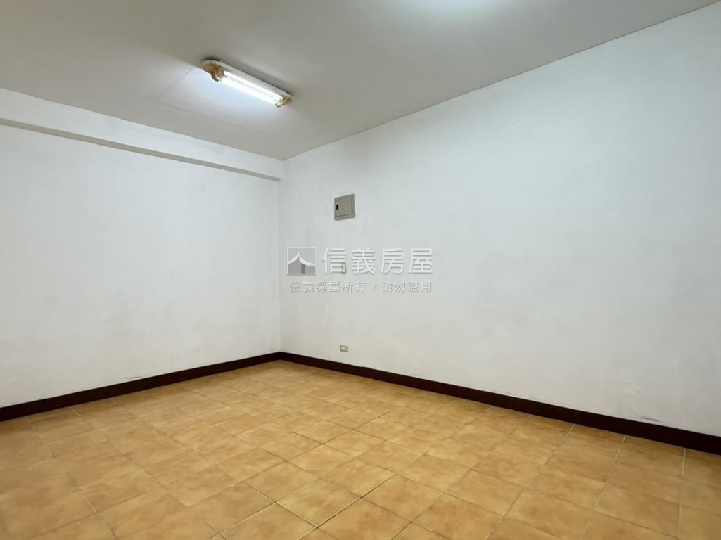 泰林低樓層美公寓房屋室內格局與周邊環境