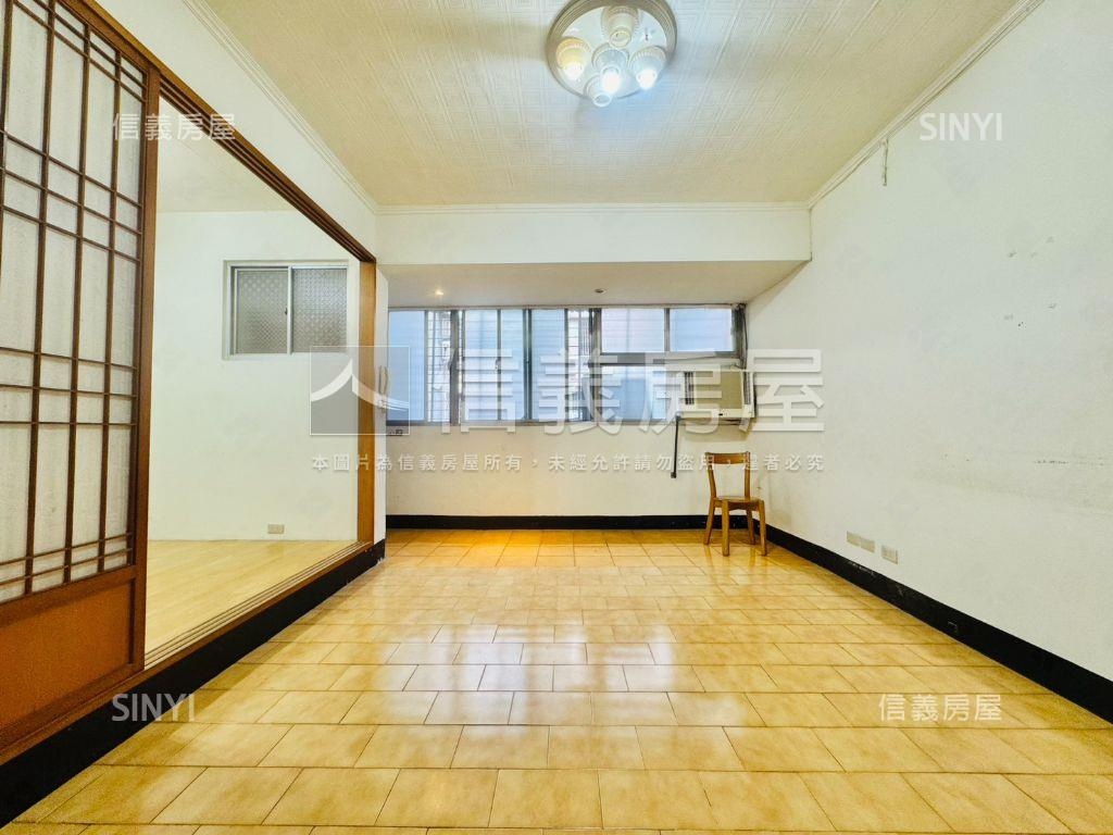 近景安南華商圈寓房屋室內格局與周邊環境