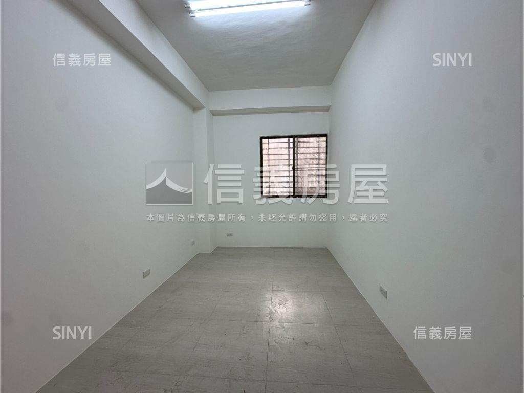 良美新象明亮三房平車房屋室內格局與周邊環境