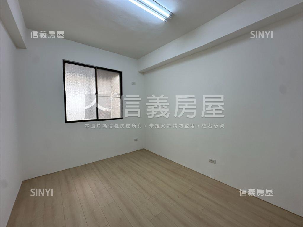 良美新象明亮三房平車房屋室內格局與周邊環境