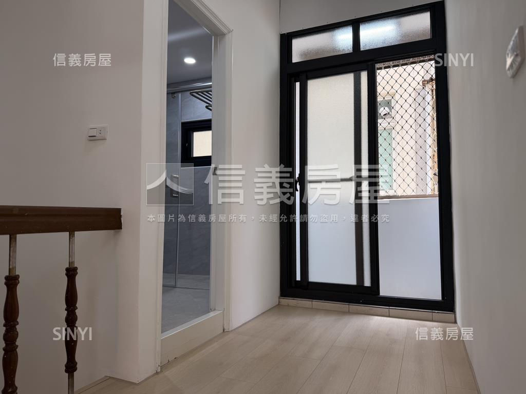 良美新象明亮三房平車房屋室內格局與周邊環境