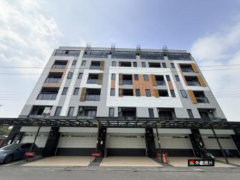 南科首選次頂樓兩房車位