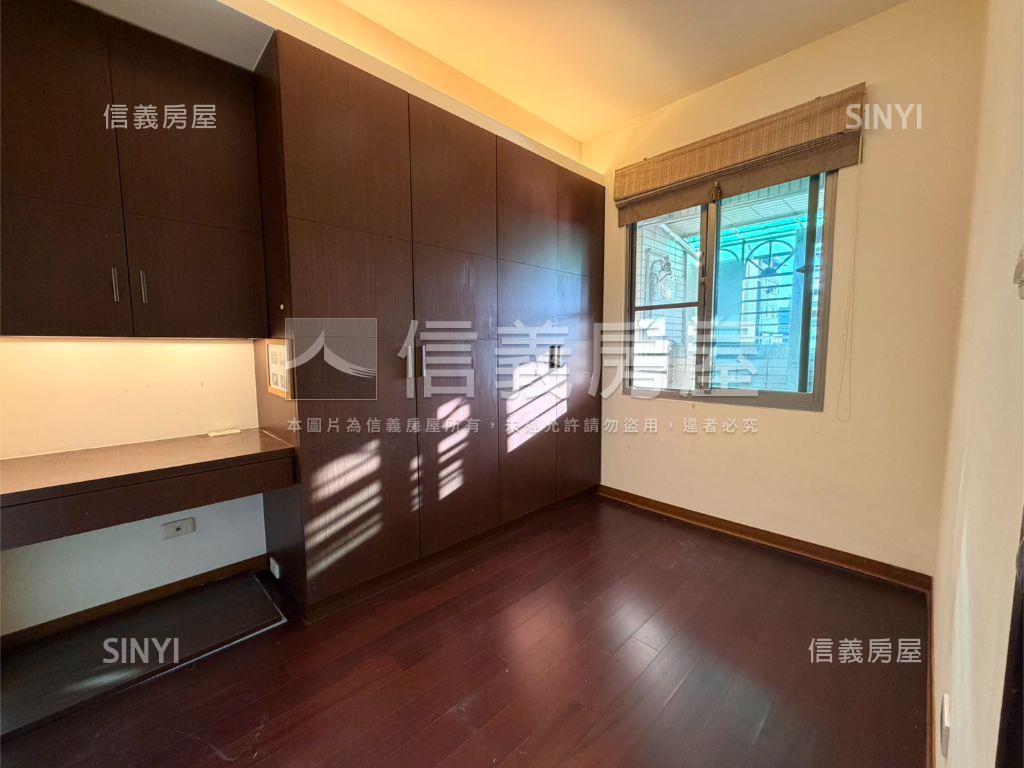 皇翔銘園電梯三房房屋室內格局與周邊環境