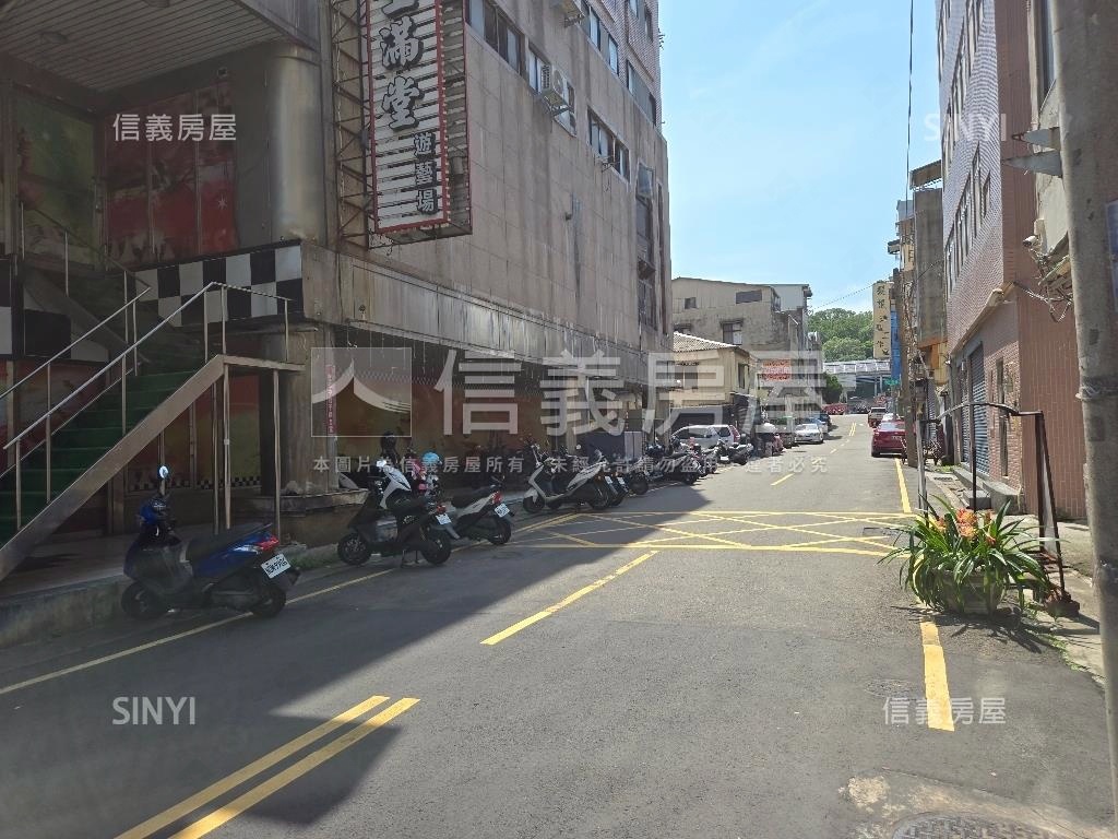 苗栗日新街１樓小單位店鋪房屋室內格局與周邊環境