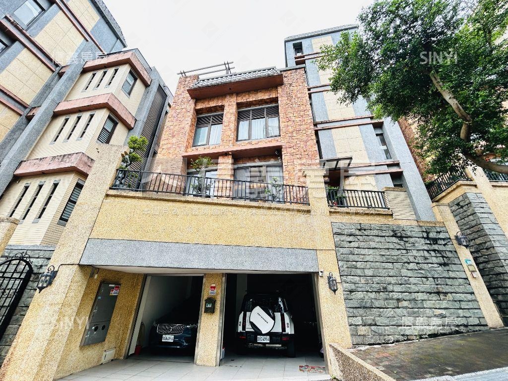 秀山莊獨棟電梯別墅讚房屋室內格局與周邊環境