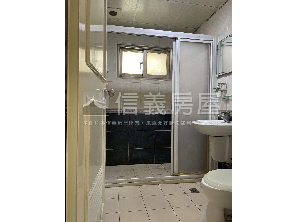 小港大坪鳥語花香公寓一樓房屋室內格局與周邊環境