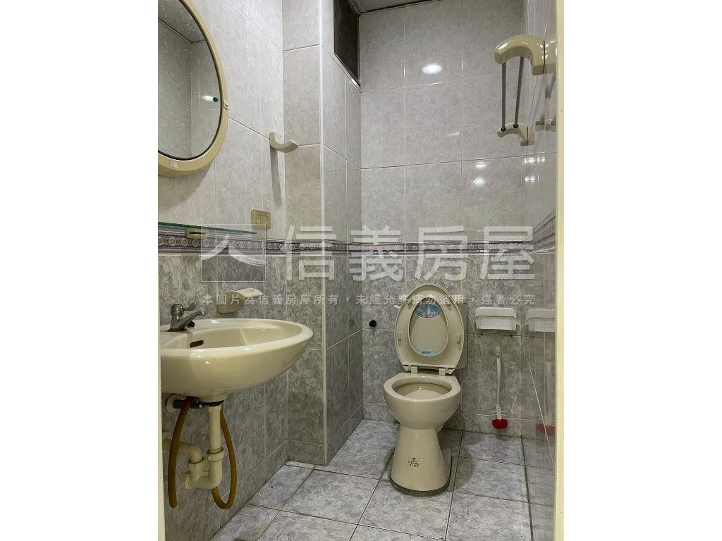 小港大坪鳥語花香公寓一樓房屋室內格局與周邊環境