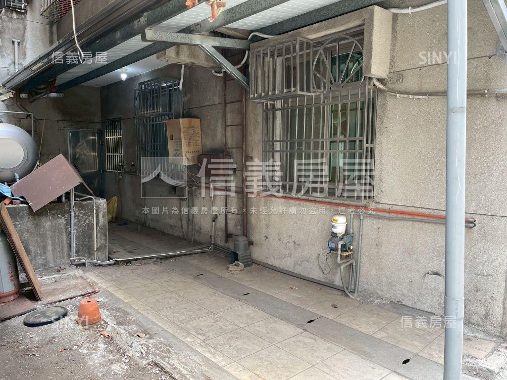 小港大坪鳥語花香公寓一樓房屋室內格局與周邊環境