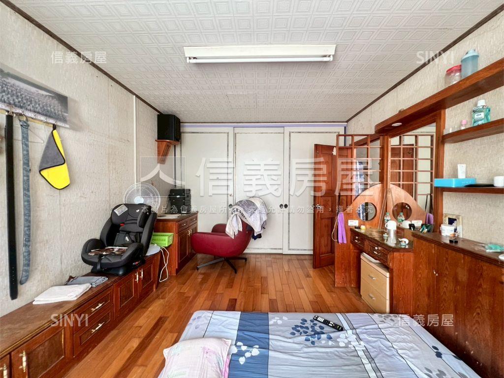 大竹商圈大面寬孝親房透天房屋室內格局與周邊環境