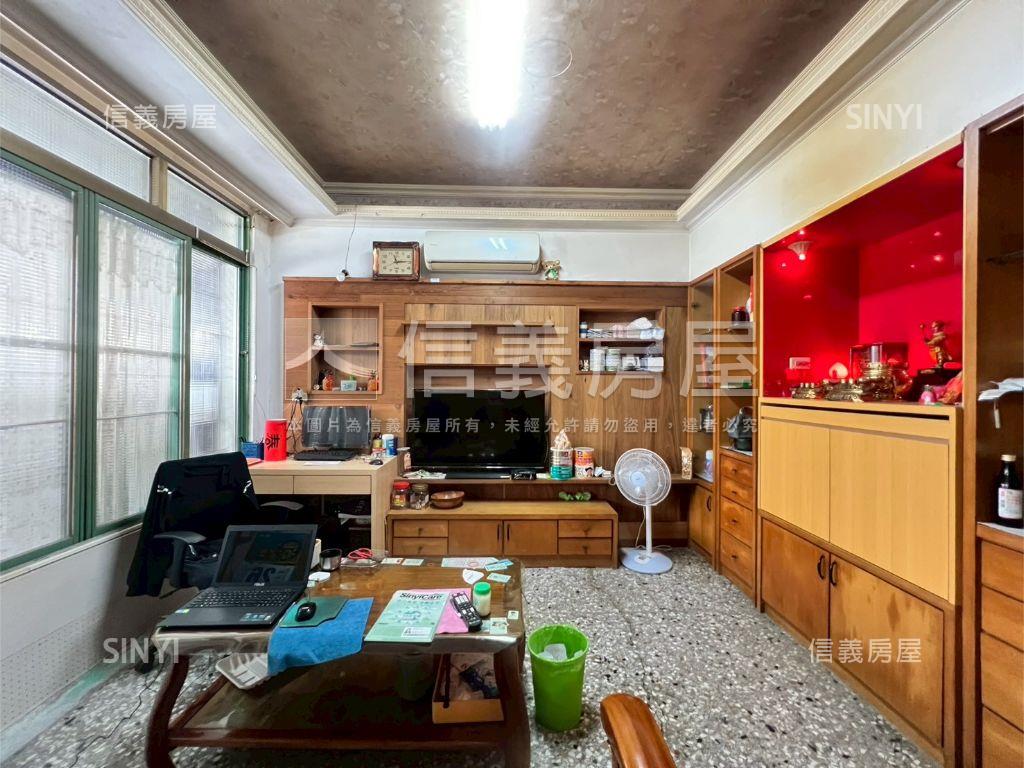 大竹商圈大面寬孝親房透天房屋室內格局與周邊環境