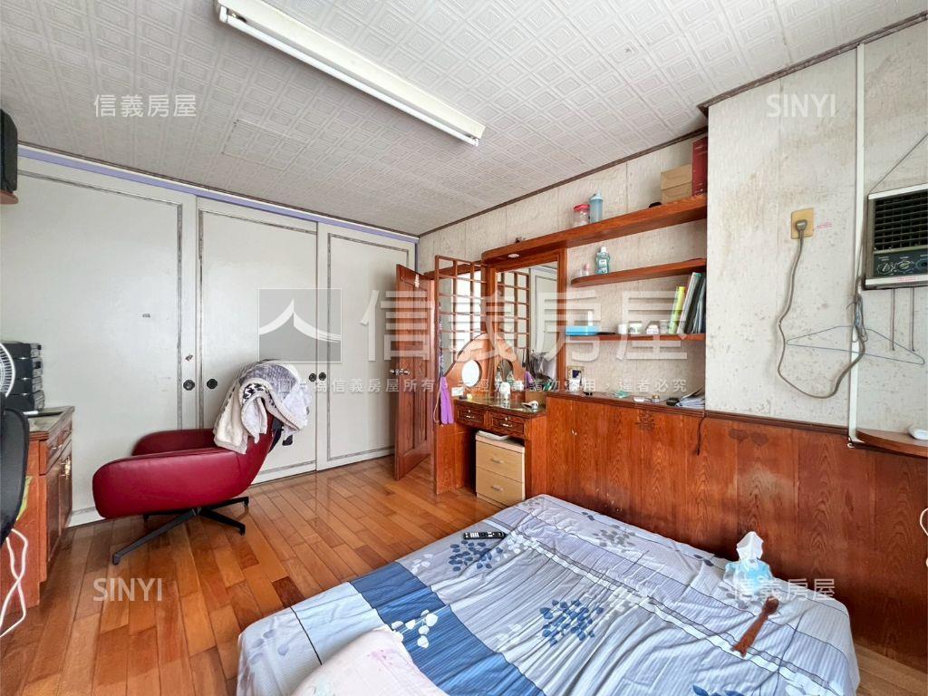 大竹商圈大面寬孝親房透天房屋室內格局與周邊環境