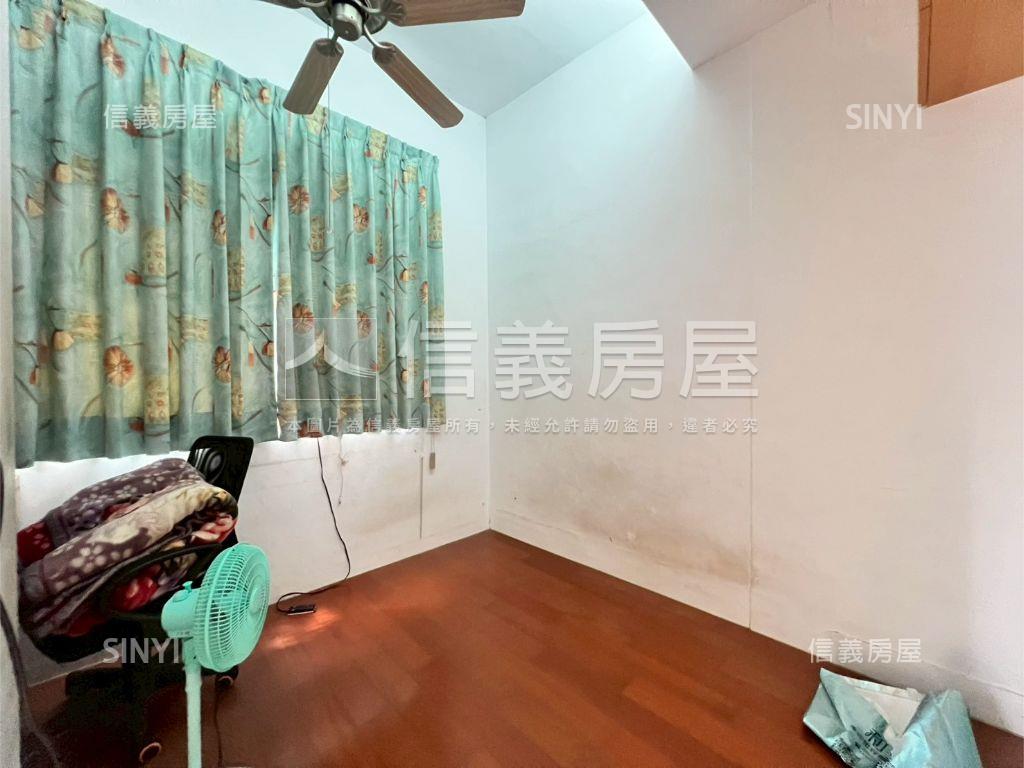 大竹商圈大面寬孝親房透天房屋室內格局與周邊環境