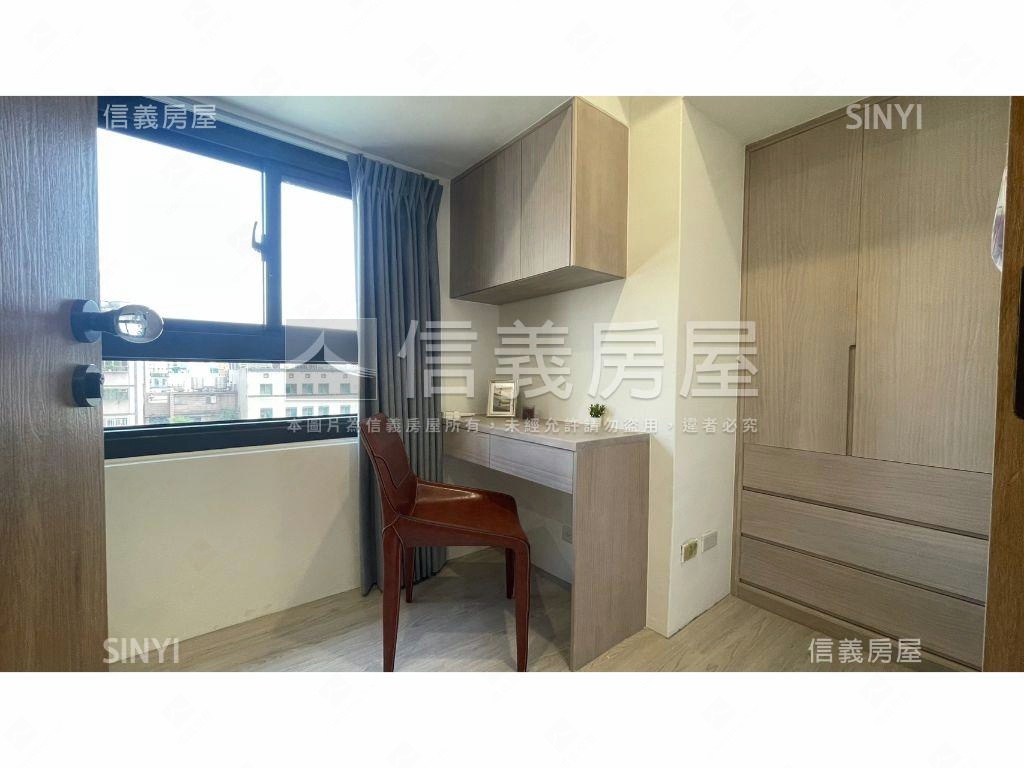 四維國小站。採光優美兩房房屋室內格局與周邊環境