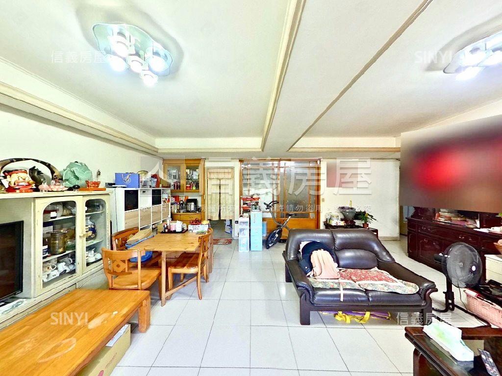 大戶美寓面山景★三代同堂房屋室內格局與周邊環境