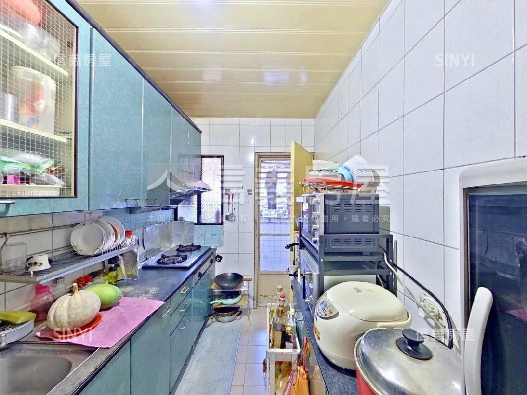大戶美寓面山景★三代同堂房屋室內格局與周邊環境