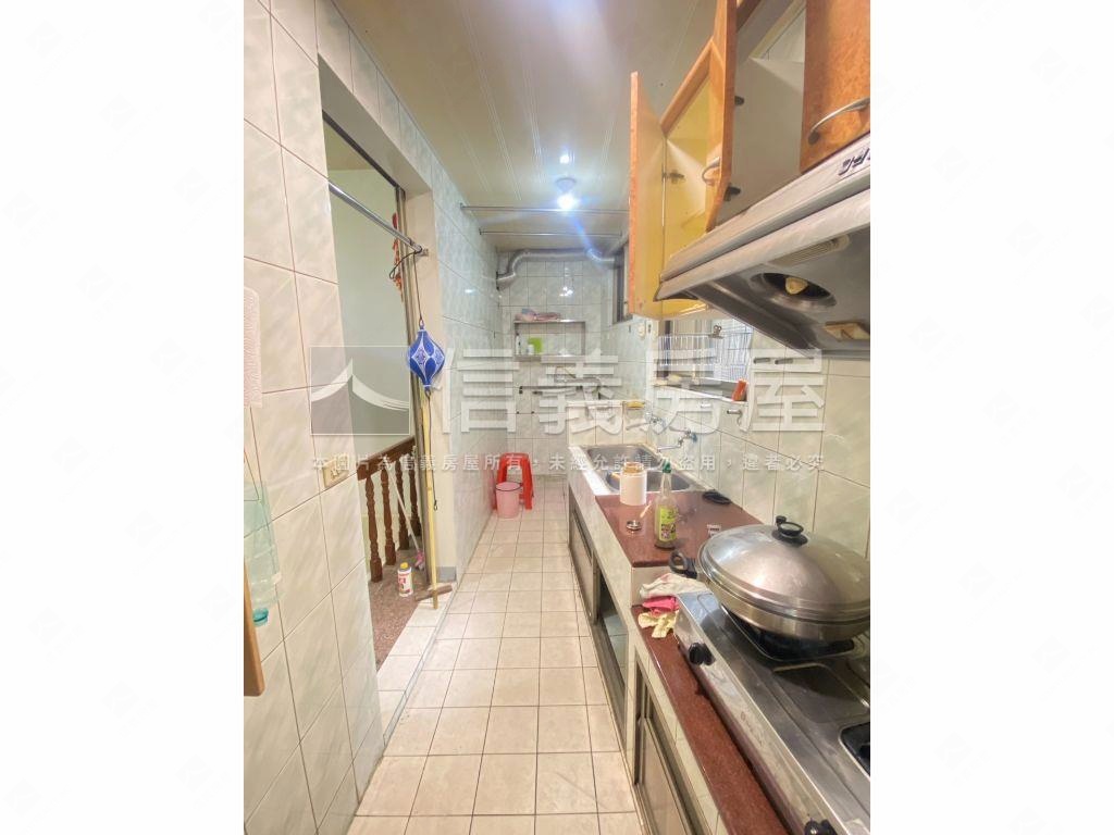 電信邊間旺鋪房屋室內格局與周邊環境