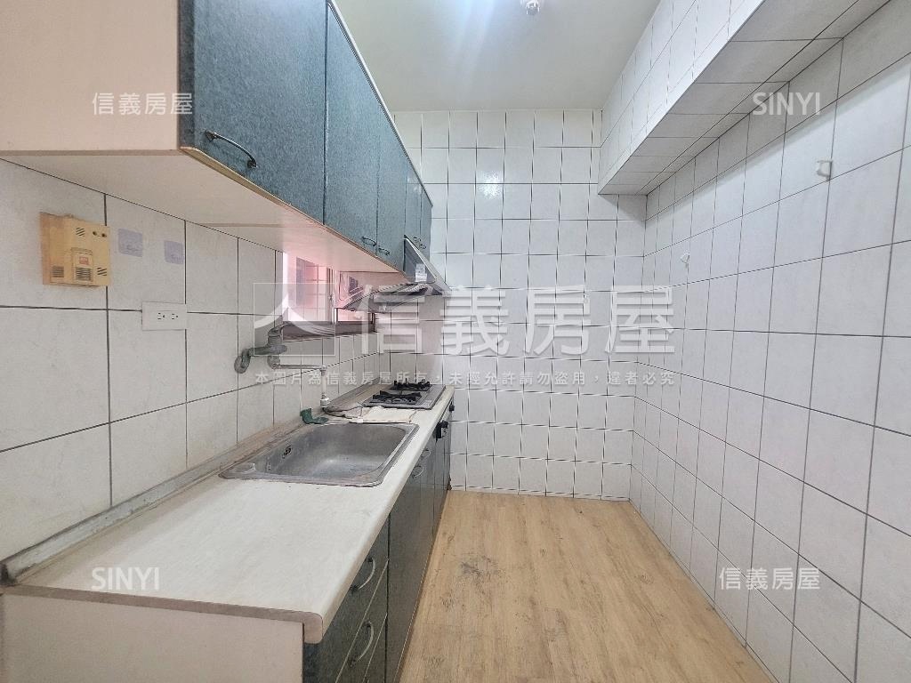 明華採光四房平車房屋室內格局與周邊環境