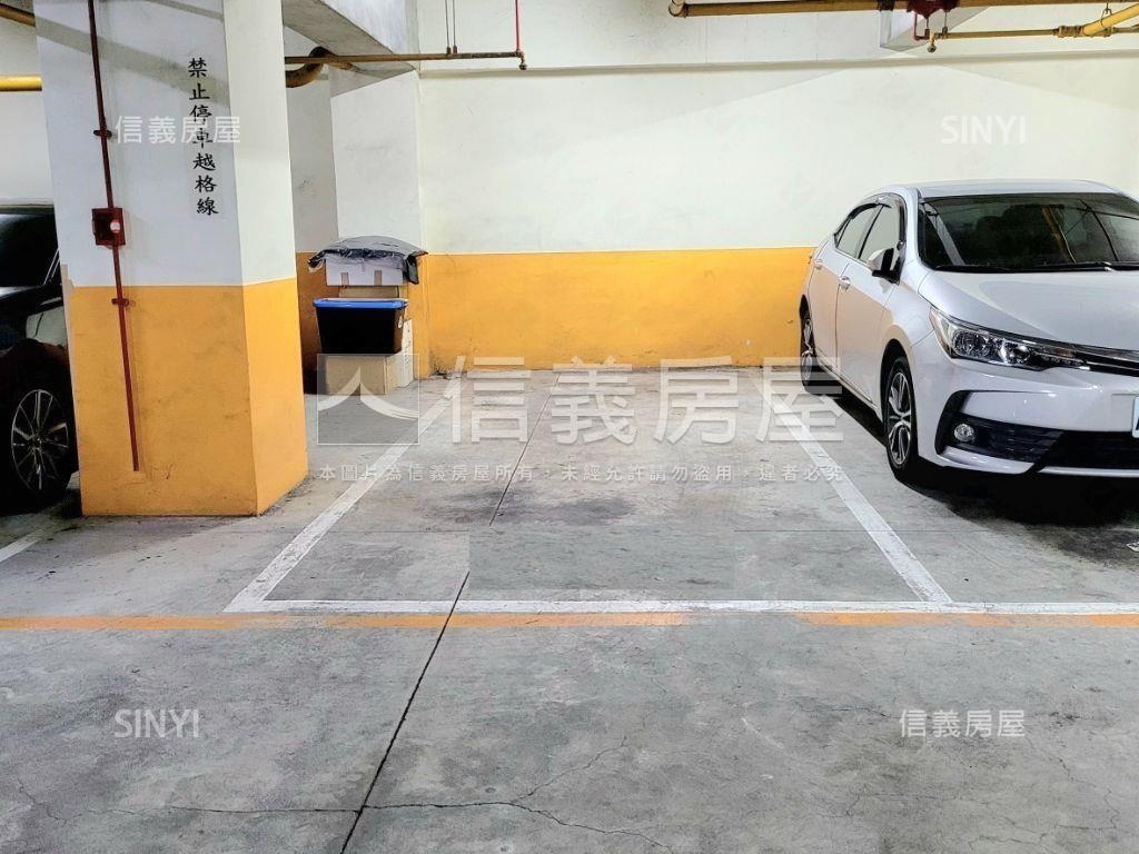明華採光四房平車房屋室內格局與周邊環境