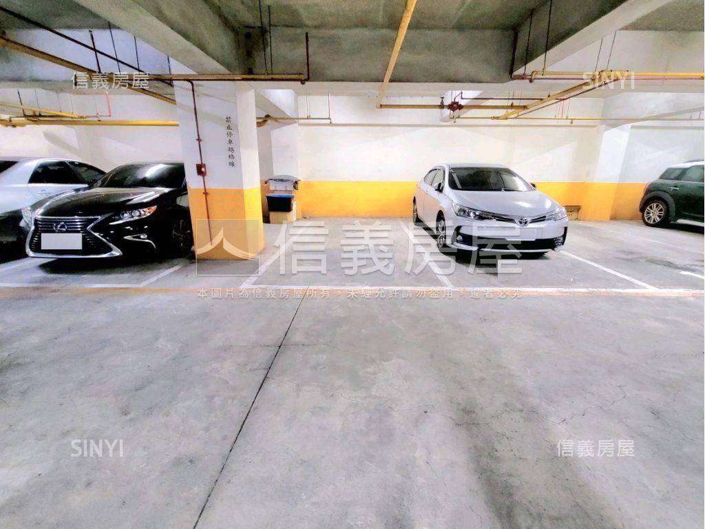 明華採光四房平車房屋室內格局與周邊環境