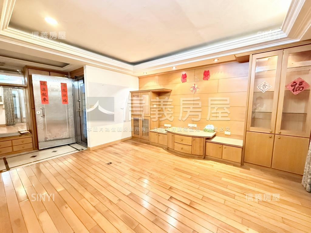 大安捷運邊間優質大樓房屋室內格局與周邊環境