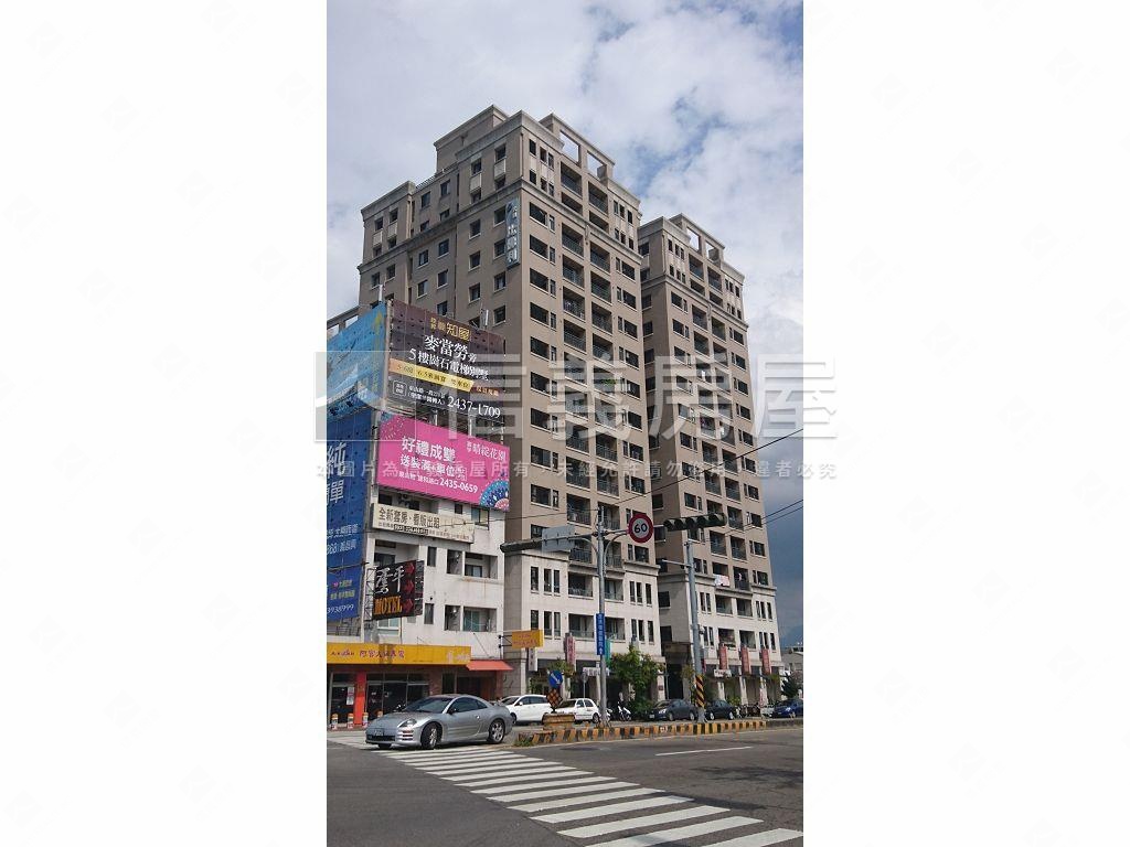 大城比佛利三房休旅次頂樓房屋室內格局與周邊環境