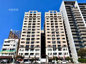 電梯大樓次頂樓三房車位