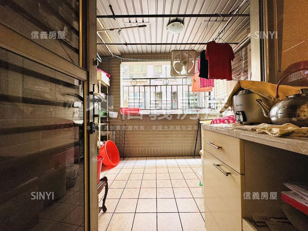 榮耀交響曲質感美宅房屋室內格局與周邊環境