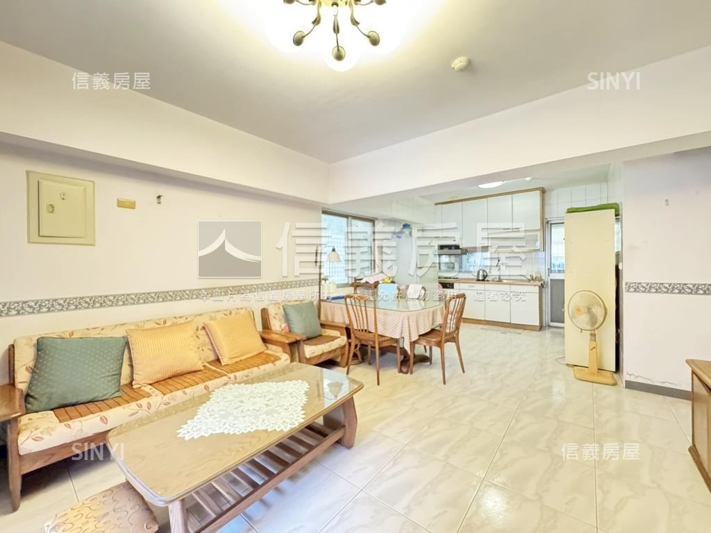 ⭐巨蛋明亮３房平面車位房屋室內格局與周邊環境