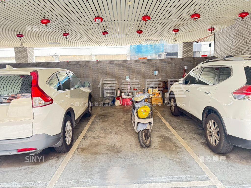 ⭐巨蛋明亮３房平面車位房屋室內格局與周邊環境