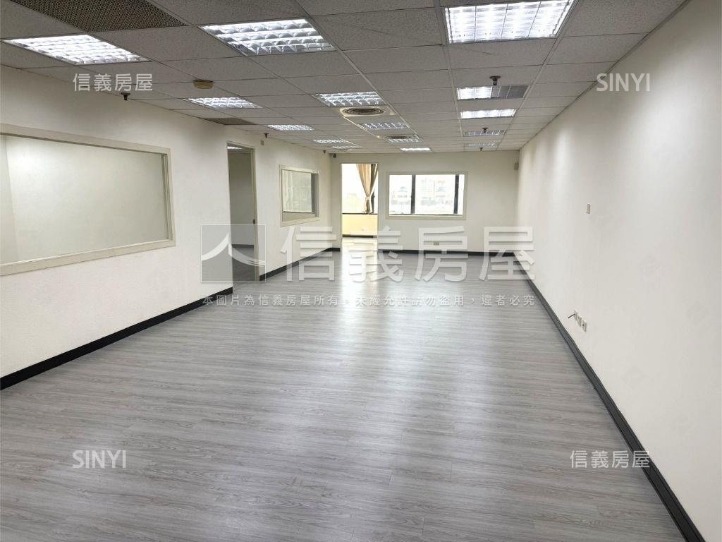 世基金融視野佳商辦！！房屋室內格局與周邊環境