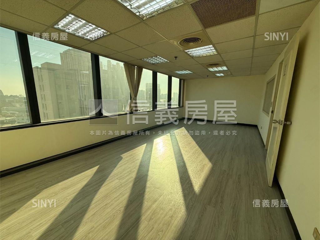 世基金融視野佳商辦！！房屋室內格局與周邊環境