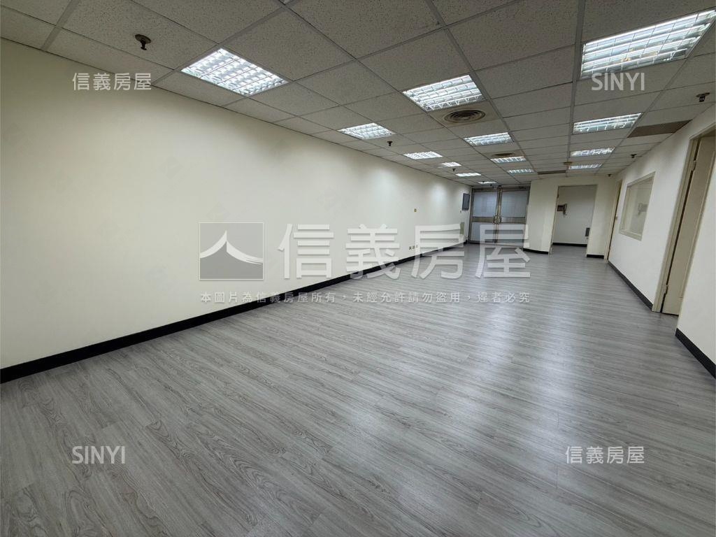 世基金融視野佳商辦！！房屋室內格局與周邊環境