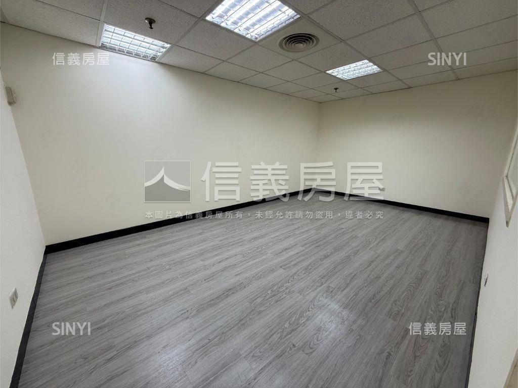 世基金融視野佳商辦！！房屋室內格局與周邊環境